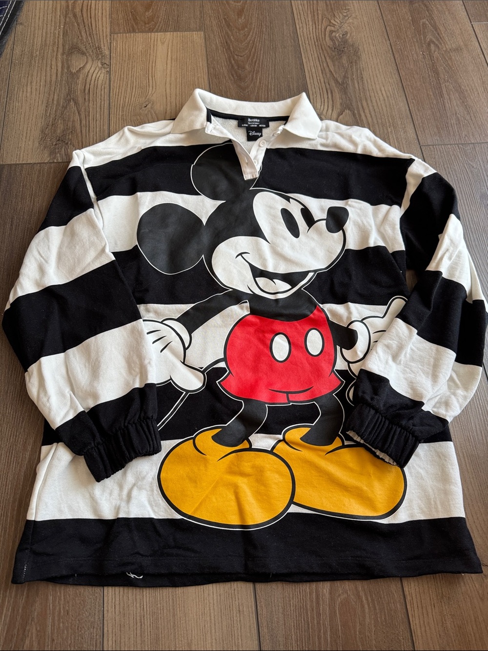 *Vintage Oversized Disney Mickey Mouse Rugby Shirt